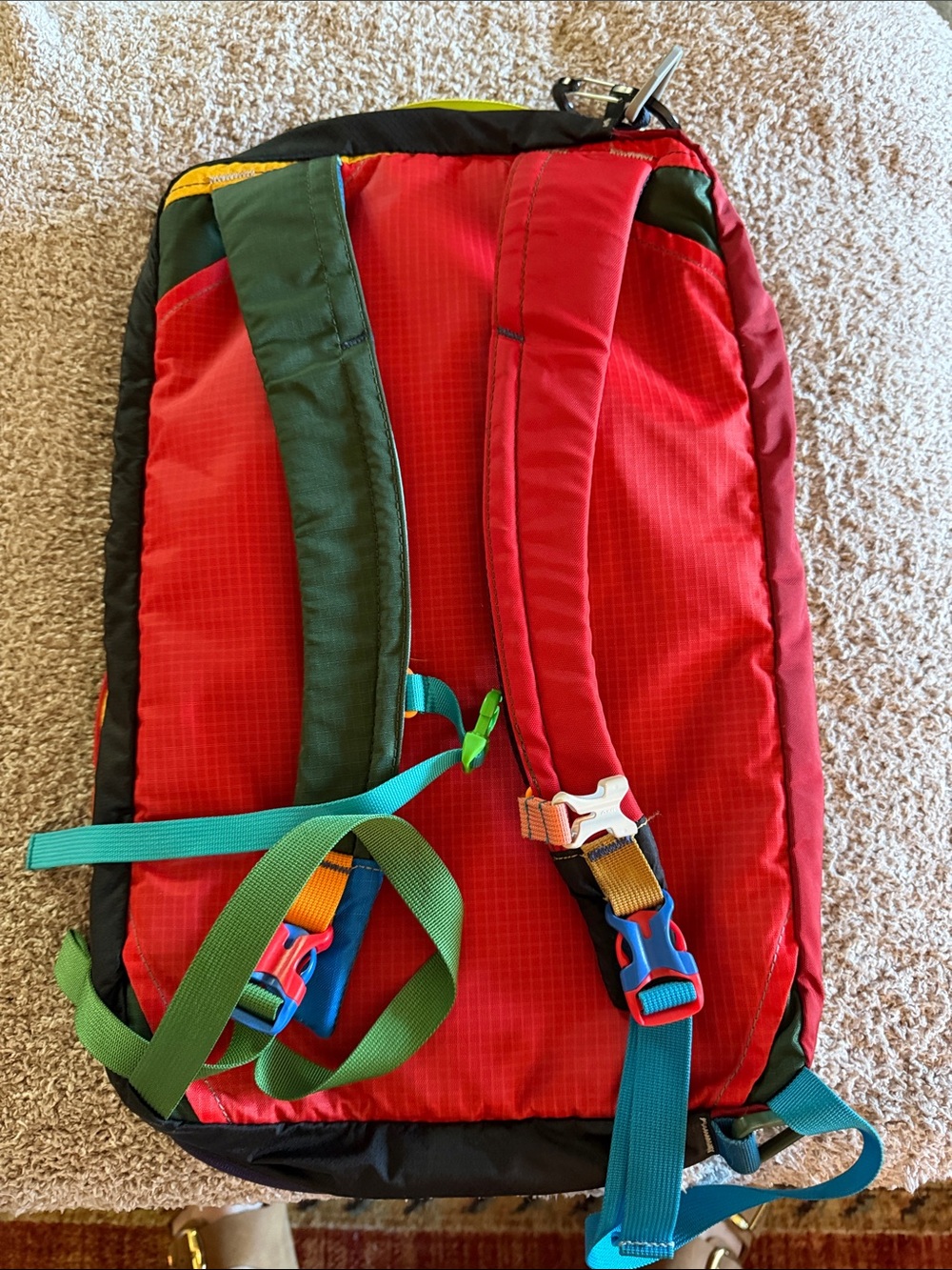 Cotopaxi Tasra 16L Backpack Del Dia Multicolor Travel Daypack - Picture 2 of 5